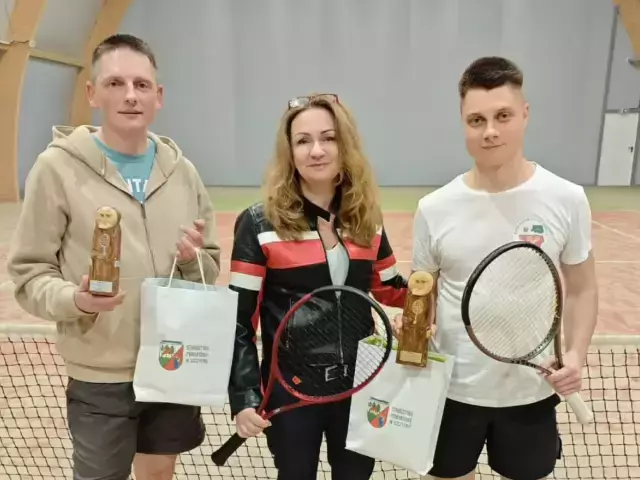 Kacper Chełstowski najlepszy. Znamy zwycięzców Halowego Turnieju Tenisa o Puchar Starosty (zdjęcia)