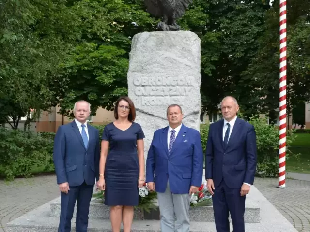 Lucjan Wołos zniknął z magistratu. Burmistrz Ochman komentuje plotki o zmianach