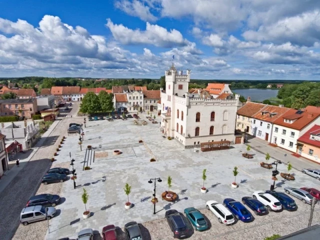 100-150 metrów pieszo. Czy urzędnicy podołają?