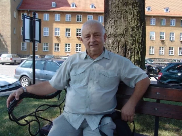 Z wieży do gwiazd i z powrotem. Felieton Wiesława Mądrzejowskiego bez filtra