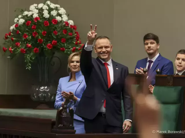 Karol Nawrocki zaprzysiężony. Nowy prezydent Polski cytuje Kaczyńskiego, Dmowskiego i Piłsudskiego