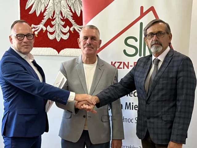 Piotr Pachucki zbuduje 10 mieszkań w Orzynach. Umowa już podpisana