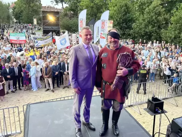 Za rok scena na wodzie to nie marzenie, to plan. Rozmowa z burmistrzem Stefanem Ochmanem o kulisach Dni i Nocy
