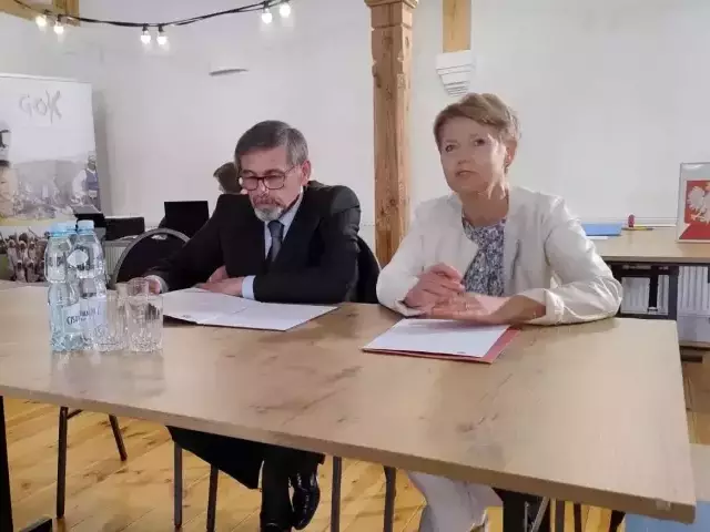 Dźwierzuty szykują się na kryzys. Gmina kupuje... market