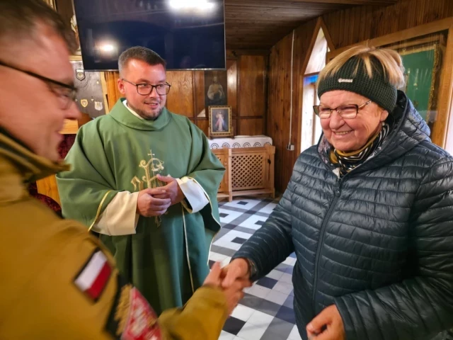 Czujka życia w Farynach. Proboszcz wymyślił konkurs, który może uratować parafian