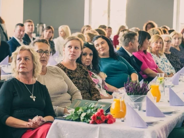 Pasym nagrodził swoich nauczycieli. Burmistrz Nowociński wręczył wyróżnienia