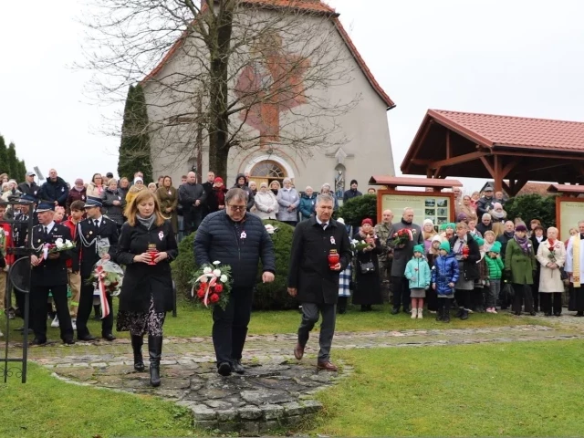 Jedwabno uczciło Narodowe Święto Niepodległości (zdjęcia)