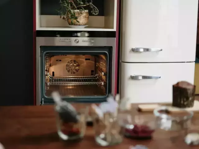 Czym różni się prodiż od piekarnika? Co wybrać?