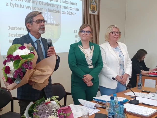 Joanna Garlicka: Między młotem a kowadłem… społecznik czy polityk