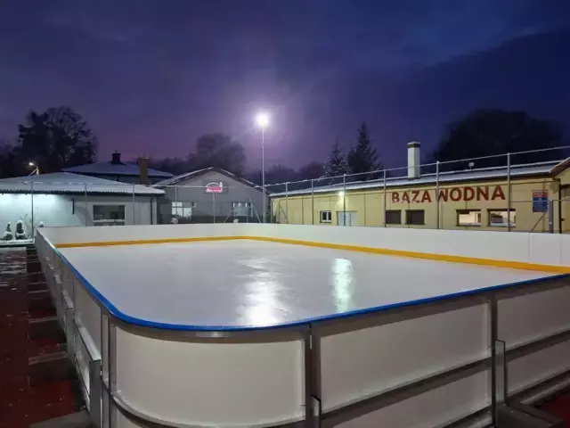 Rusza sezon na łyżwy w Szczytnie. Lodowisko miejskie otwiera się 1 grudnia