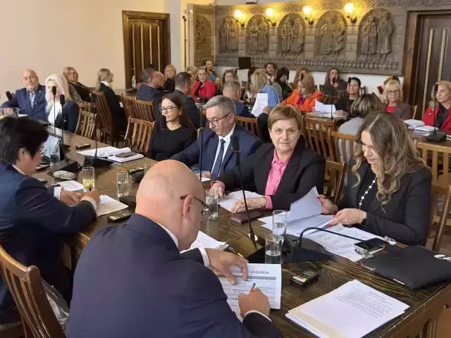 Powiat uchwalił budżet na 2026 rok. Blisko 20 mln zł pójdzie na inwestycje