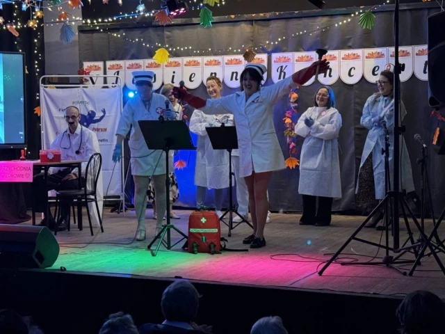 Uczestnicy ŚDS znów wypełnili salę GOK. Publiczność dała owacje na stojąco (zdjęcia)