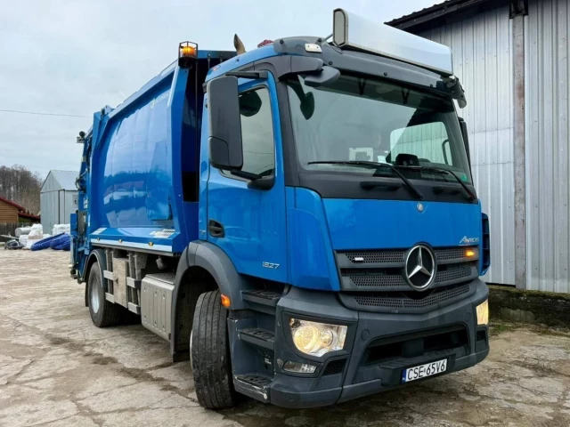 Mercedes wyjechał po odpady. Eko Pasym wymienia sprzęt do pracy w gminie