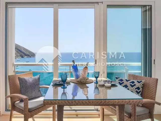 Moraira nieruchomości jako synonim kameralnego luksusu i śródziemnomorskiego spokoju