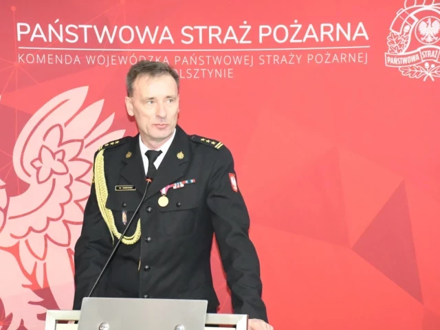 Nie zdjął munduru, gdy inni odchodzili. St. bryg. Mariusz Gęsicki kończy służbę