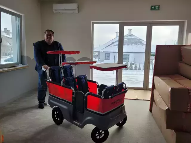 „No to jedziemy!” Wójt z wózkiem, żłobek bez operatora i decyzja gminy
