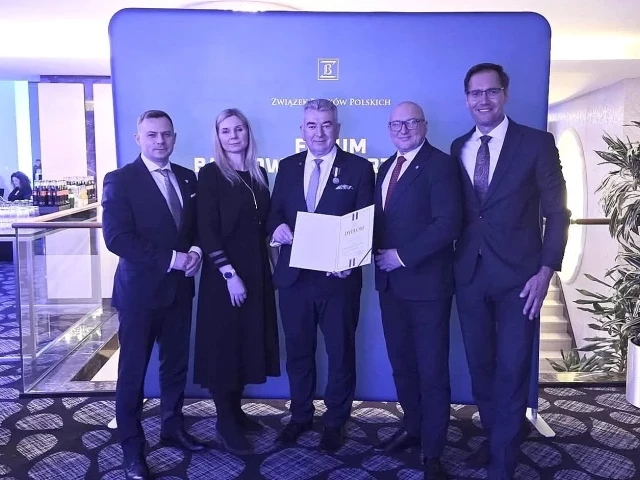 Bank blisko ludzi. Krzysztof Karwowski wyróżniony za współpracę z samorządami