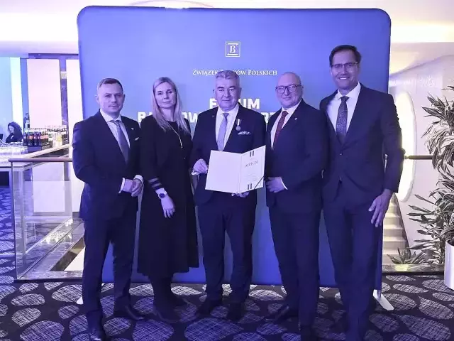 Bank blisko ludzi. Krzysztof Karwowski wyróżniony za współpracę z samorządami