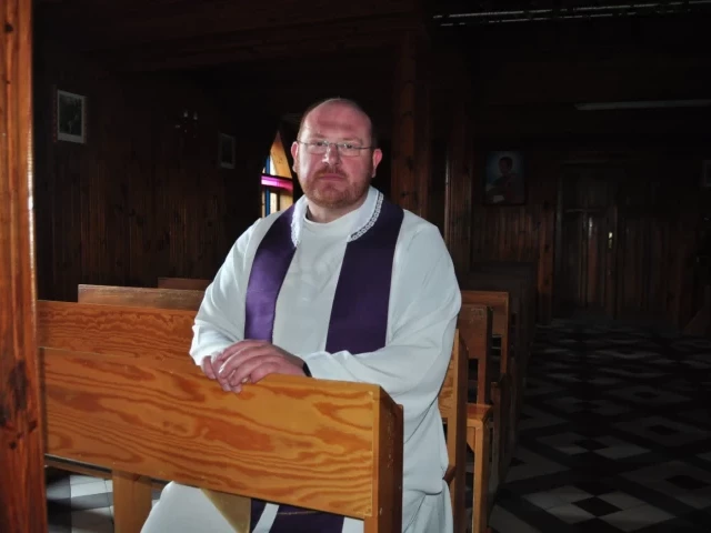 Ks. Robert Nurczyk: „Popiół daje do myślenia”. Dziś zaczyna się Wielki Post