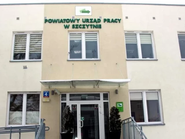 Nauczyciel, kucharz, technik administracji. PUP w Szczytnie publikuje nowe oferty pracy
