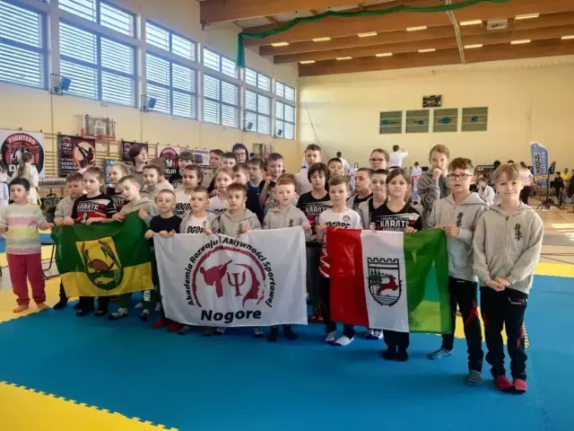 Emilia Żylińska i Jakub Denesiuk na podium. Zawodnicy NOGORE ze Szczytna wśród najlepszych turnieju