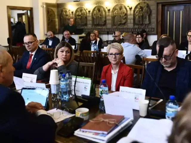 Radni Malec, Prusińska i Gregorczyk chcieli odsunięcia dyrektor „Promyczka”. Stefan Ochman odpowiada: nie ma podstaw