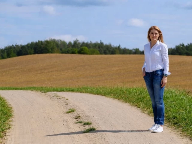 Wicemarszałek Sylwia Jaskulska o dotacjach dla Kiejkut, Lipniaka i „Jabłkowych Smaków”
