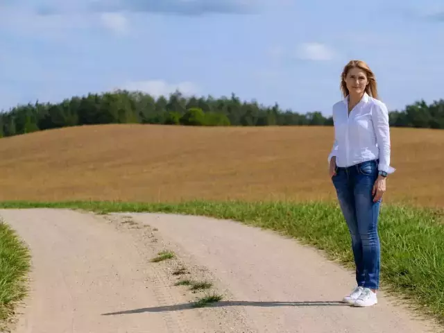 Wicemarszałek Sylwia Jaskulska o dotacjach dla Kiejkut, Lipniaka i „Jabłkowych Smaków”