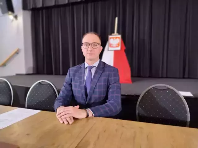 Tomasz Bojanowski ujawnia kulisy komisji. Pieniądze GOK, rosnące koszty i decyzje o funduszu sołeckim