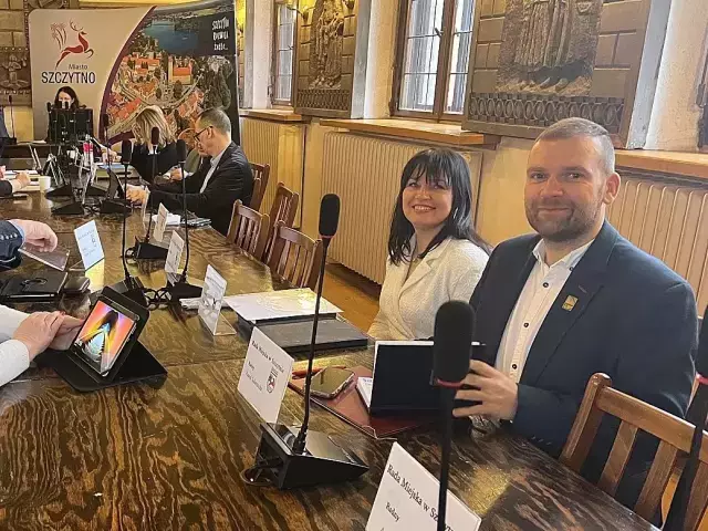 „Więcej seksu, więcej dzieci?” Paweł Salamucha po sesji: „To był żart, ale liczby nie żartują”
