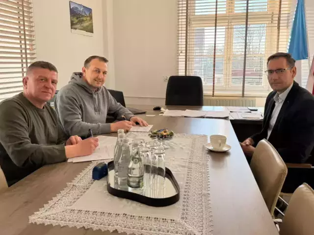 120 tysięcy dla Błękitnych Pasym. Klub rusza z zajęciami dla dzieci i seniorów