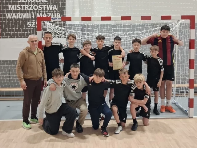 Tuż za podium. Czwarte miejsce młodych piłkarzy ze Szczytna