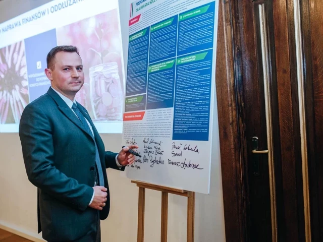 Miasto uruchamia Społeczną Agencję Najmu. Rozmawiamy z burmistrzem Stefanem Ochmanem