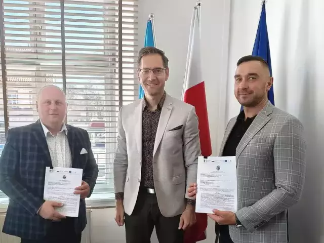 Milionowa inwestycja podpisana. Przystań, kampery i system online zmienią Pasym