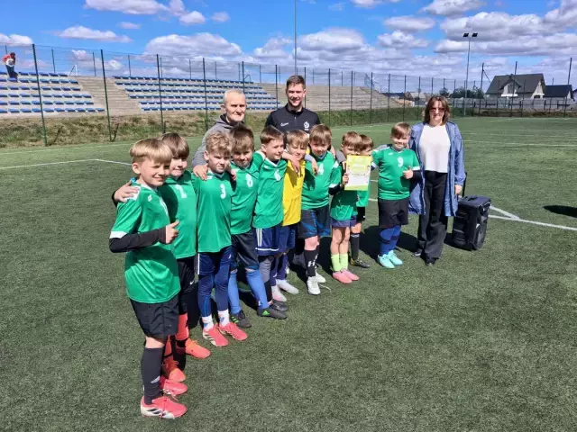 5:0, 11:0, 7:1. Najmłodsi ze „sportówki” rozbili rywali i jadą na finał wojewódzki