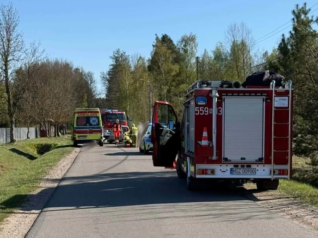 13-latek na motocyklu zderzył się z osobówką. Nie powinien w ogóle wyjechać na drogę