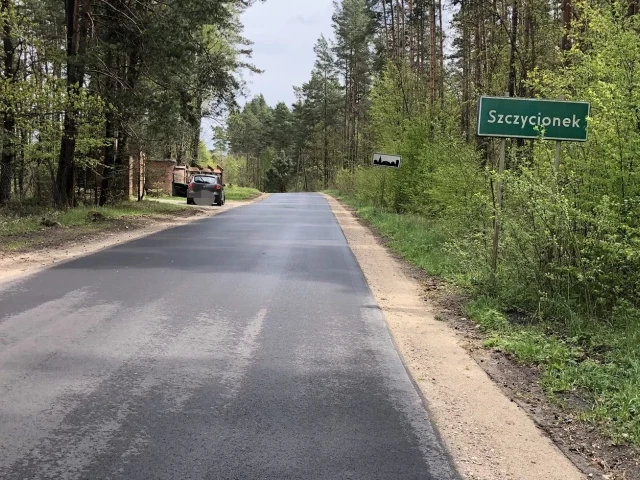 Autobus już tu nie staje. Dzieci codziennie wychodzą teraz na ruchliwą drogę