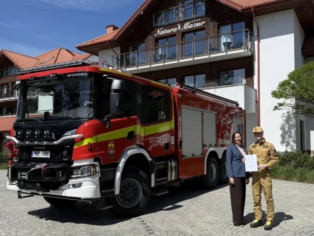 Strażacy z Jedwabna będą mieć drona z termowizją. Sprzęt kupią dzięki wsparciu hotelu z Warchał