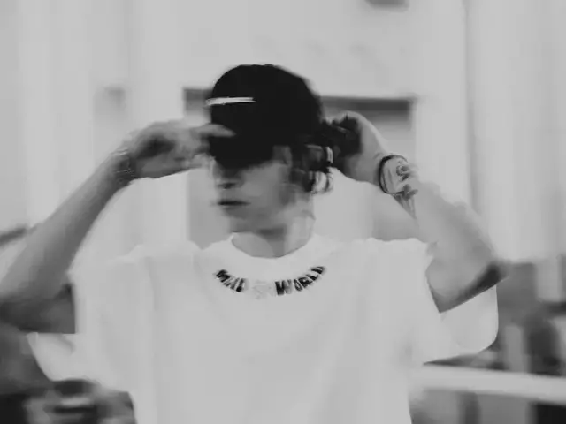 Koszulka Olavoga – styl streetwear w męskich kolekcjach odzieżowych