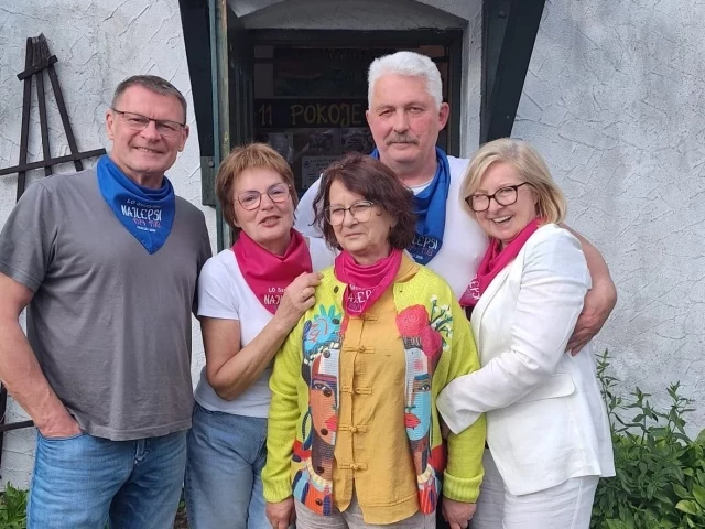Matura była 48 lat temu. Spotkali się znów i udowodnili, że przyjaźń nie zna metryki