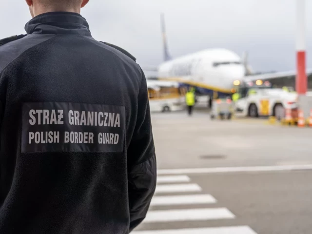 Klofedron ukrył... w skarpecie. Zamiast do Londynu trafił do prokuratury